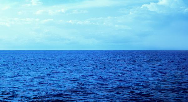 iPhone Blue Sea Wallpaper