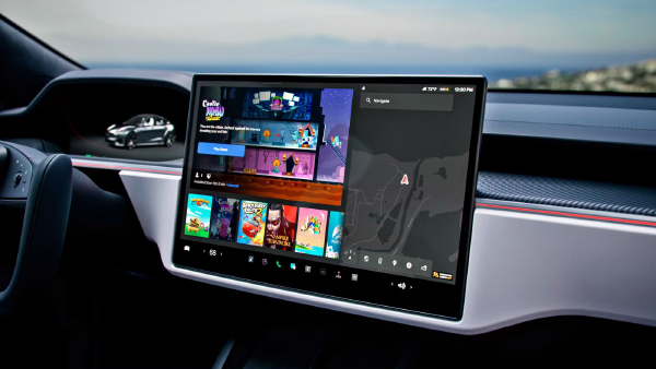 Tesla Finally Prepares to Support Apple CarPlay in Vehicles